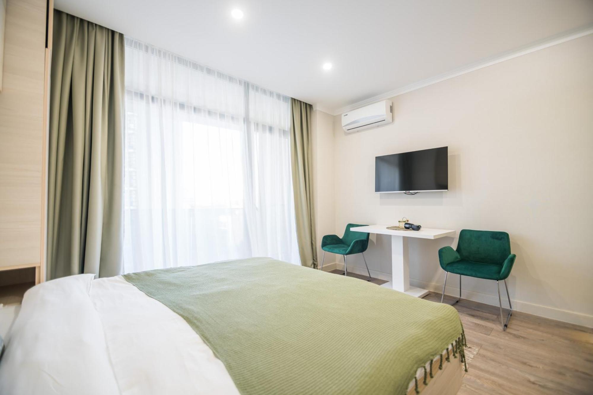 Green Side Apart Hotel Batumi Luaran gambar