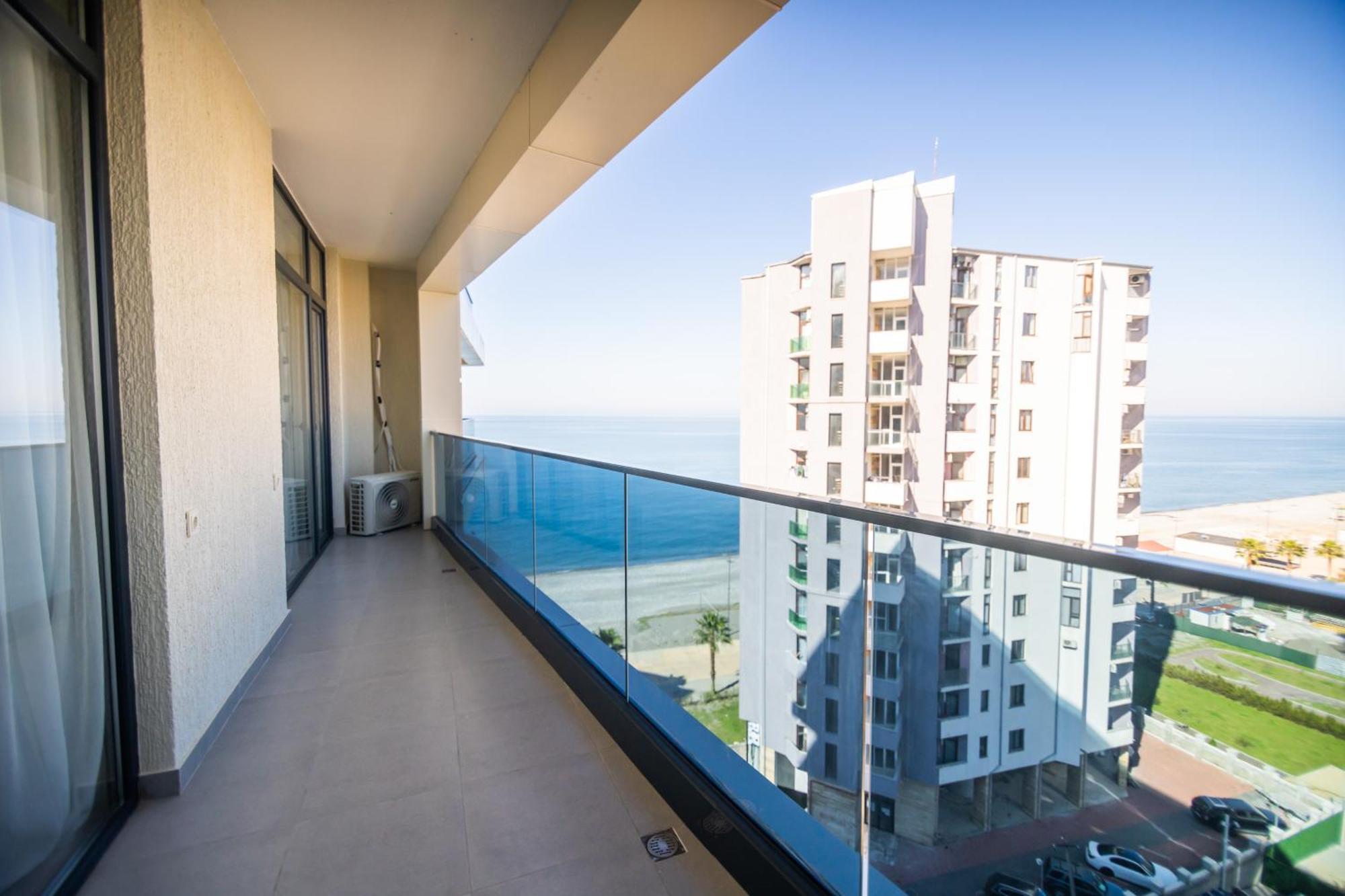 Green Side Apart Hotel Batumi Luaran gambar