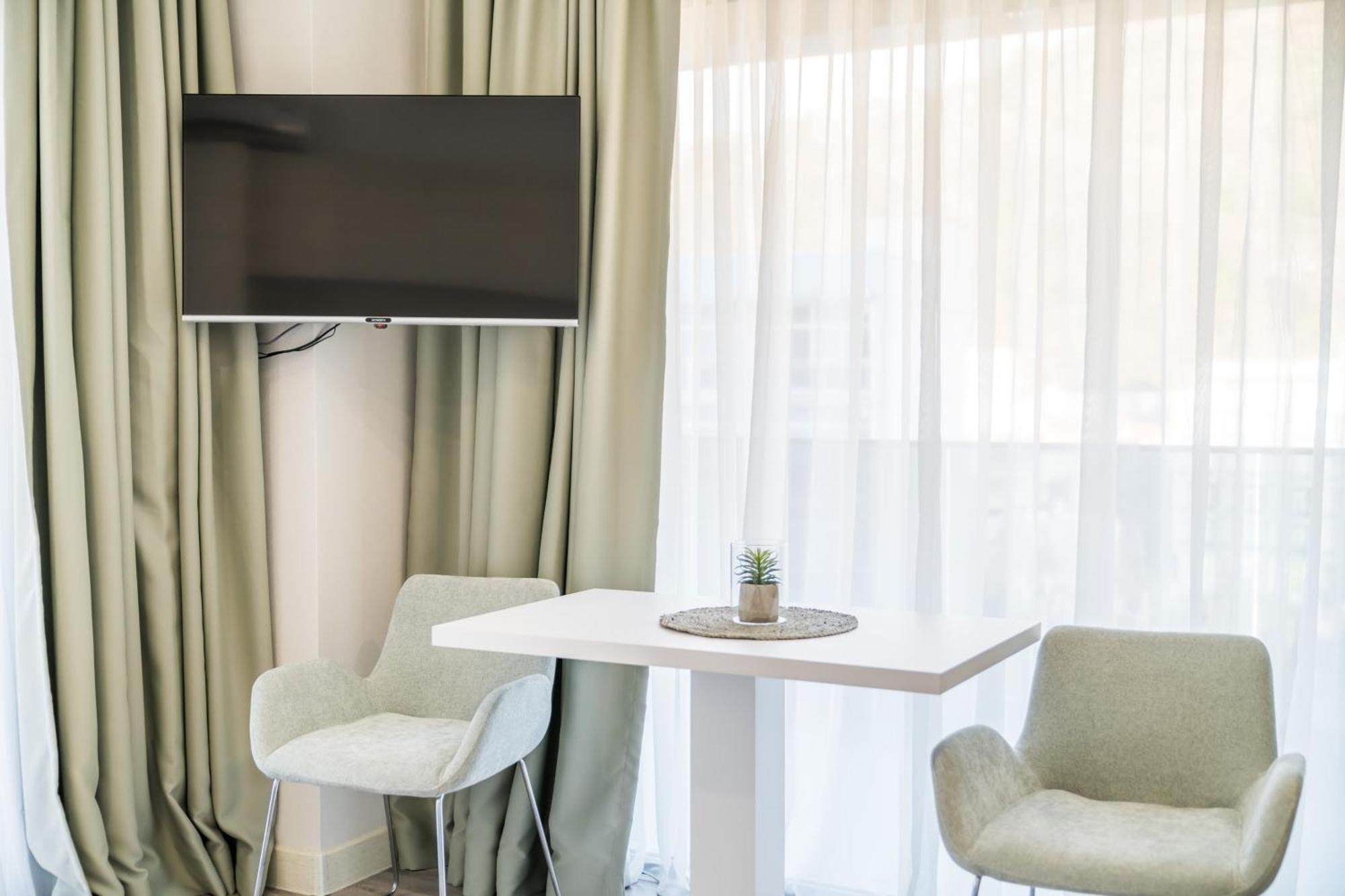Green Side Apart Hotel Batumi Luaran gambar