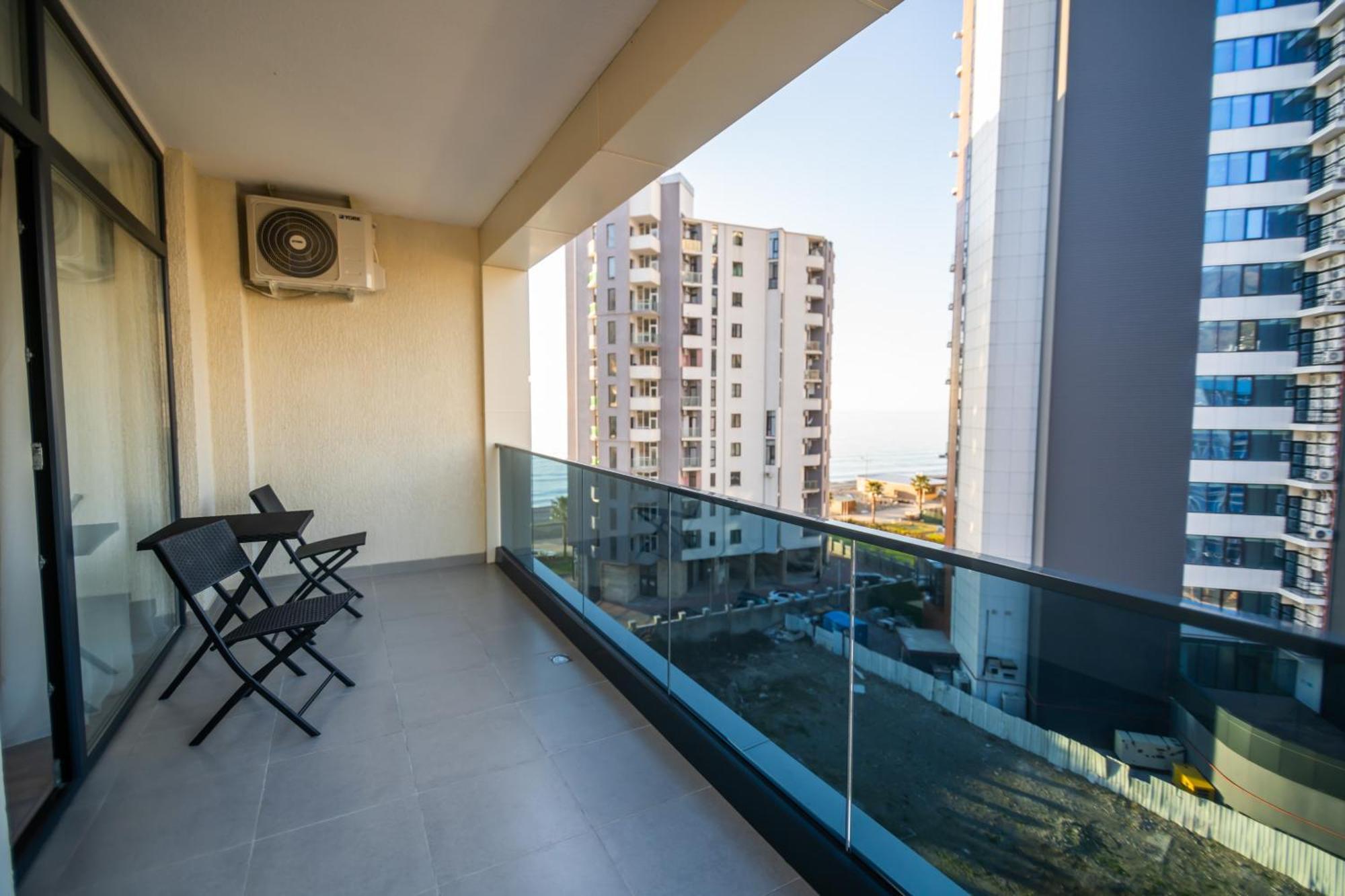 Green Side Apart Hotel Batumi Luaran gambar