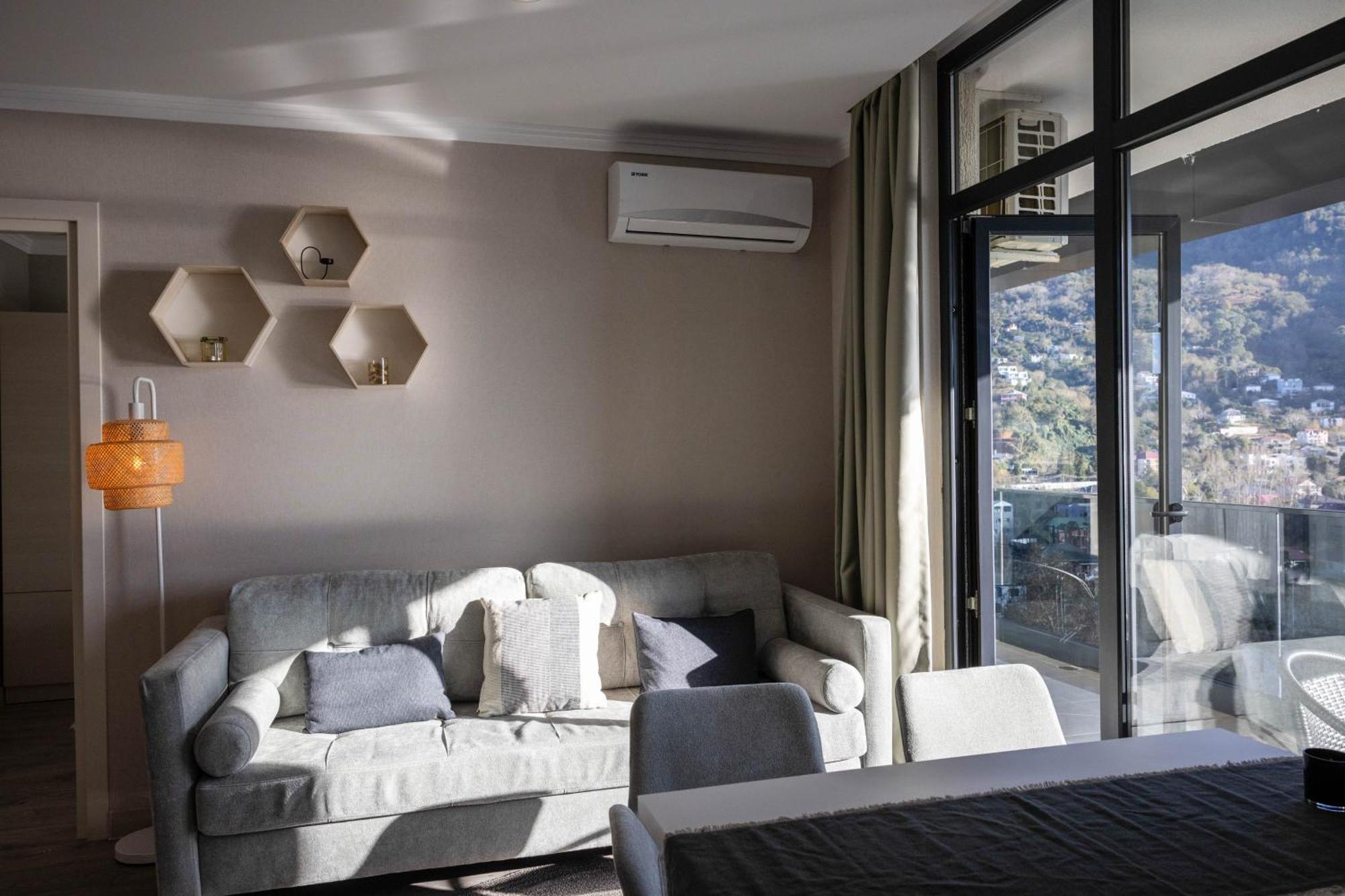 Green Side Apart Hotel Batumi Luaran gambar