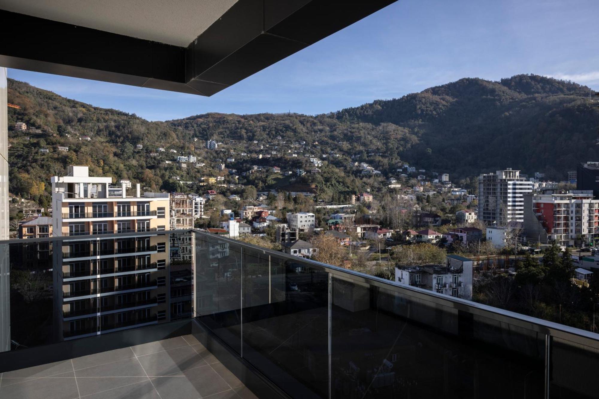 Green Side Apart Hotel Batumi Luaran gambar
